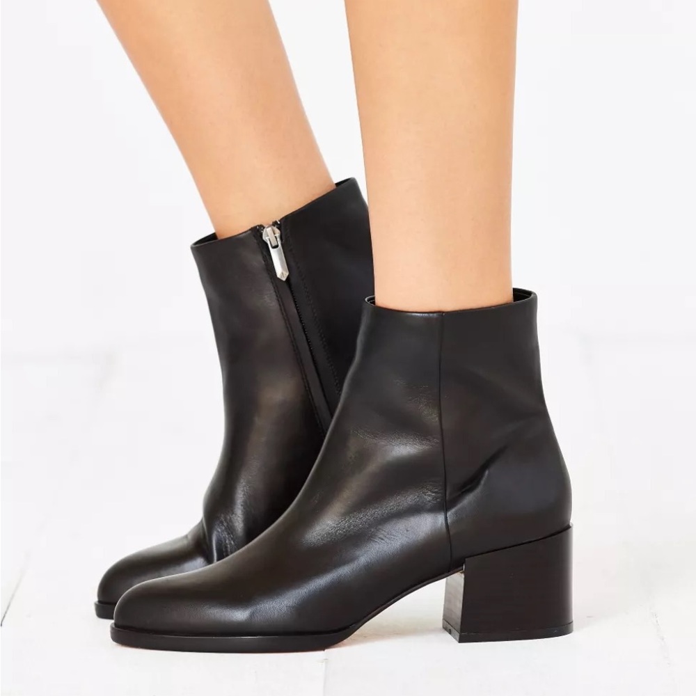 Sam Edelman Joey Ankle Boot Black Leather Size 9.5M